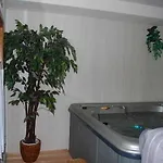 Adsera Hotel