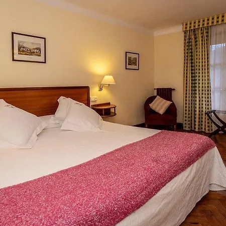 Adsera Hotel La Molina (Girona)