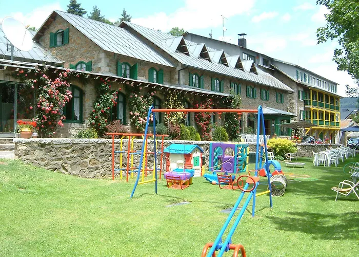 Adsera Hotel 3*