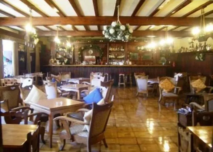 Adsera Hotel 3*