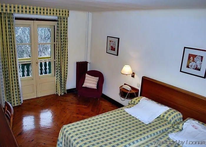 Adsera 3* La Molina (Girona)