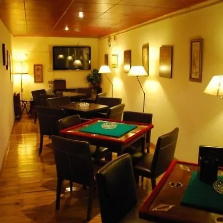 Adsera 3* La Molina (Girona)