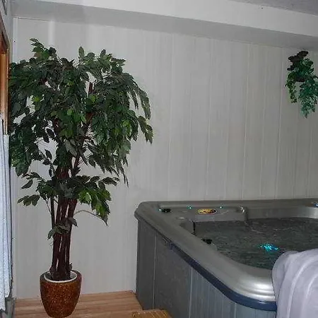 Adsera Hotel