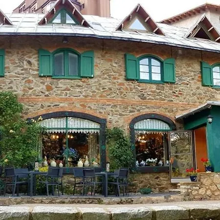 Adsera Hotel