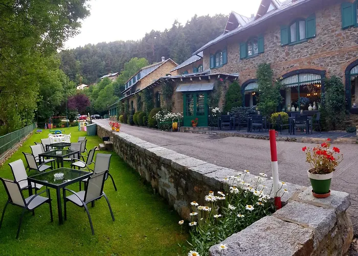Adsera Otel 3*